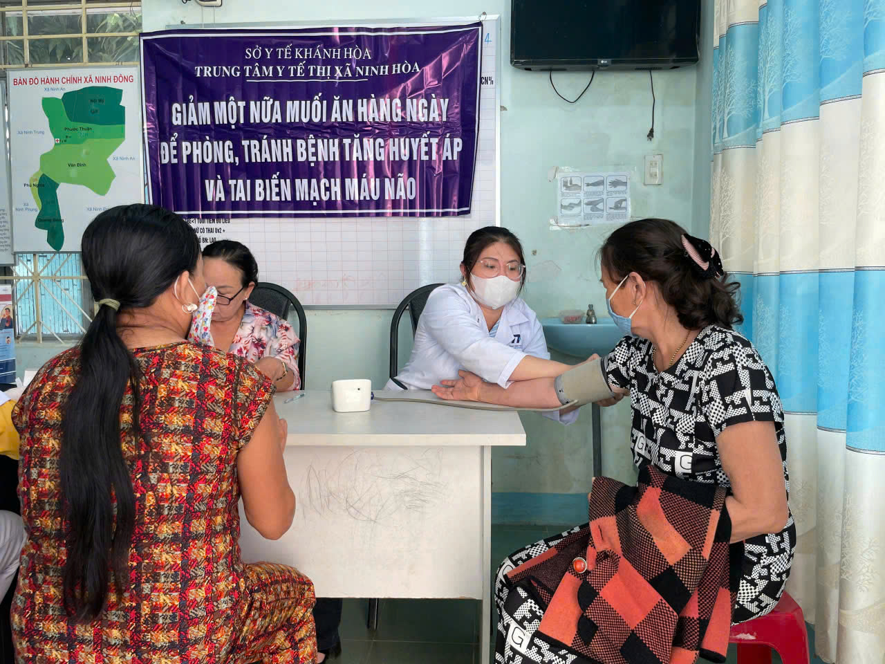 Ninh Hòa đẩy mạnh sàng lọc tăng huyết áp và đái tháo đường trong cộng đồng